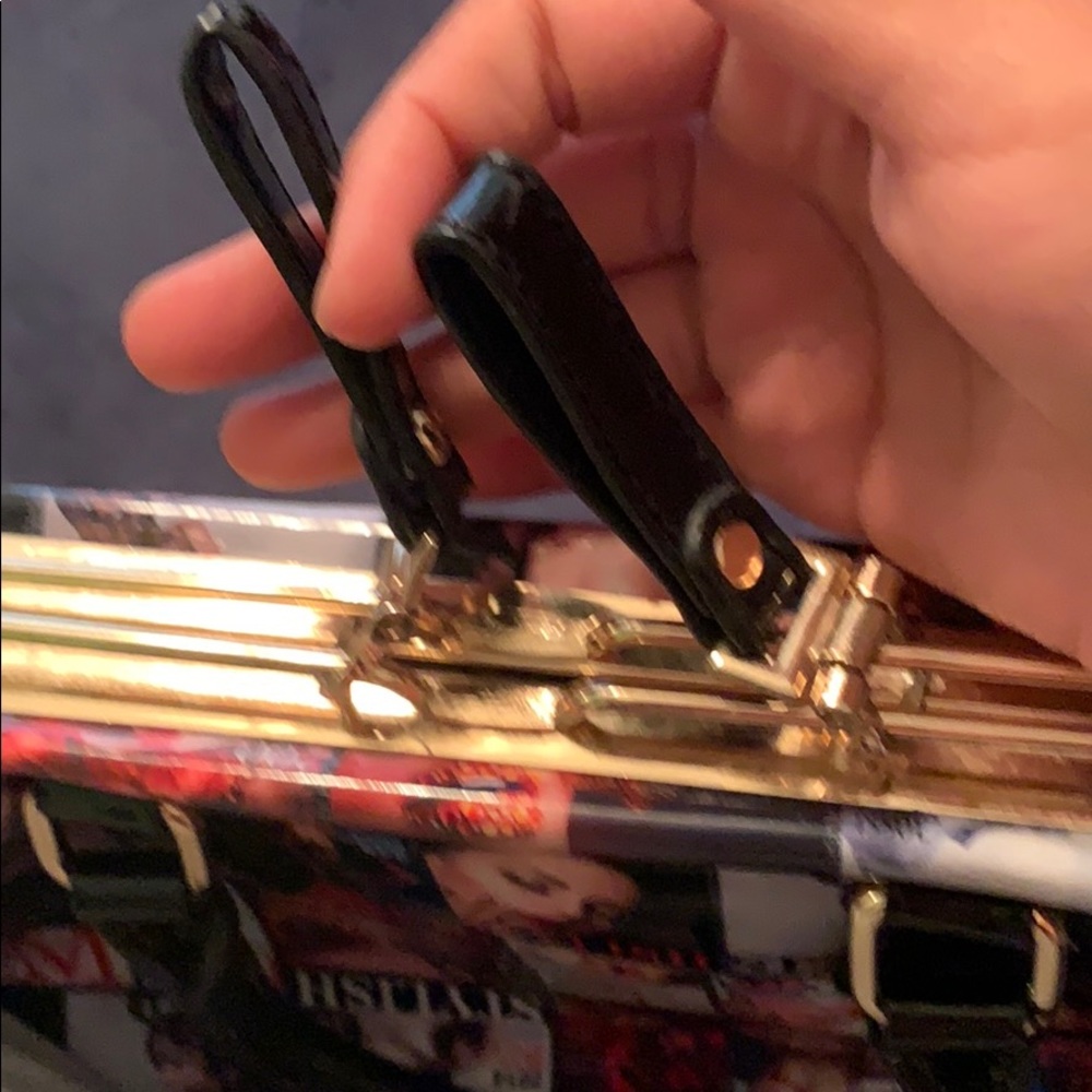 Purse - Picture 4 of 8